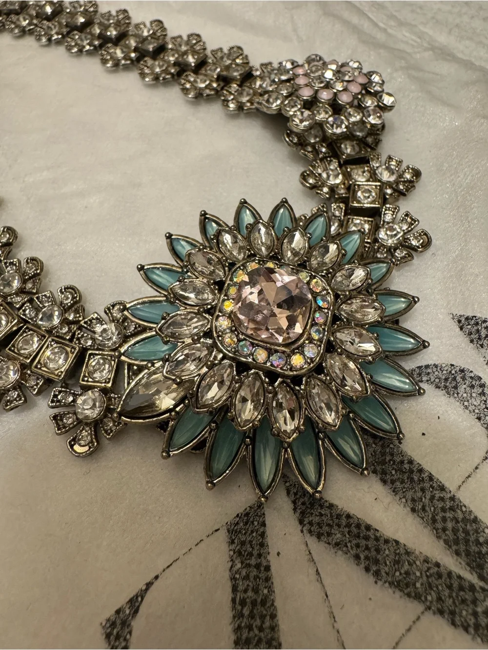 Zara Vintage 2013 Rhinestone Crystal Flower Statement Choker Necklace